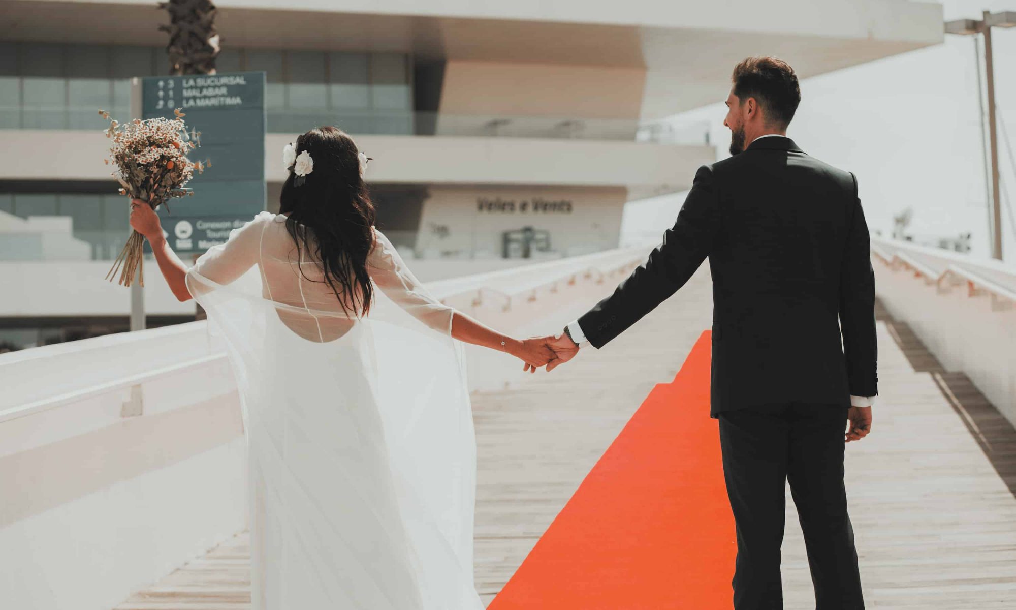 Bodas en Valencia ciudad frente al mar