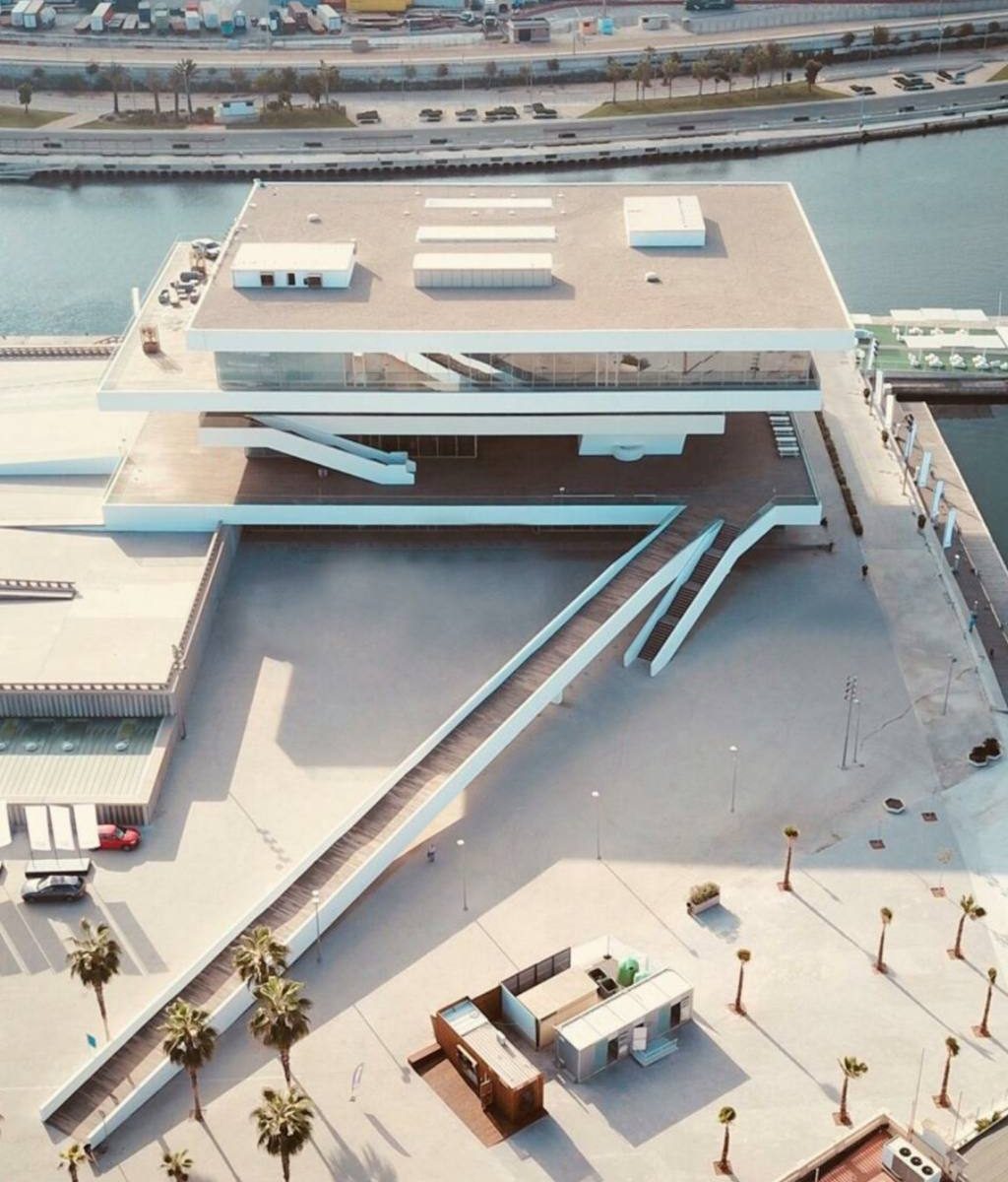 El edificio de los valencianos en el ojo del mundo, gracias al Premio Pritzker